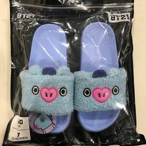 Line Friends x BT21 - MANG BOUCLE SLIPPER
